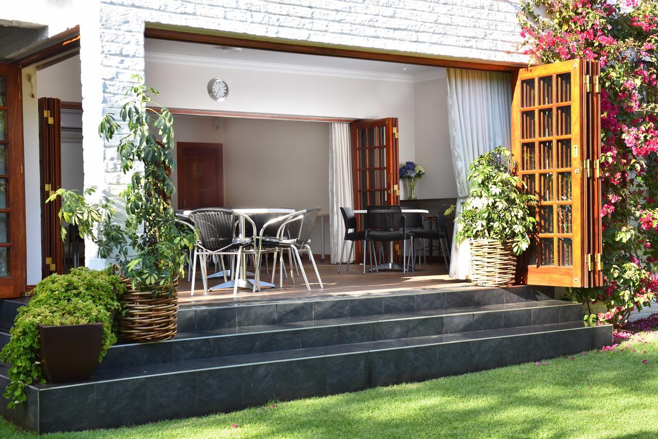 Rivonia Premier Lodge Йоханесбург Екстериор снимка